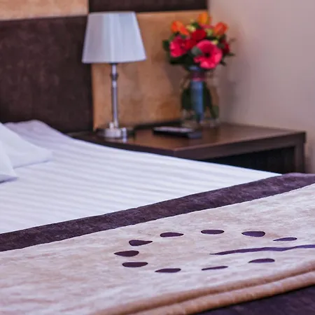 Boutique Hotel's I Milionowa Aparthotel Lodž