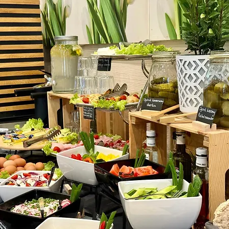 Aparthotel Boutique Hotel's I Milionowa 3*