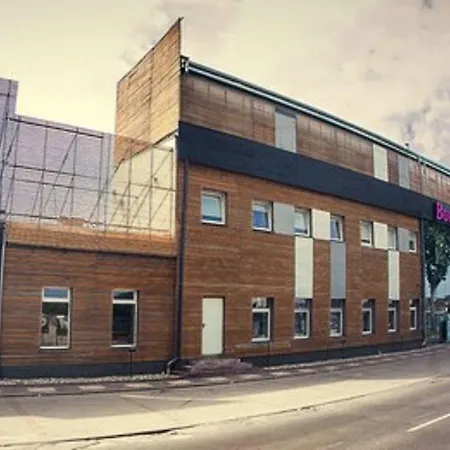 Boutique Hotel's I Milionowa מלון דירות 3*