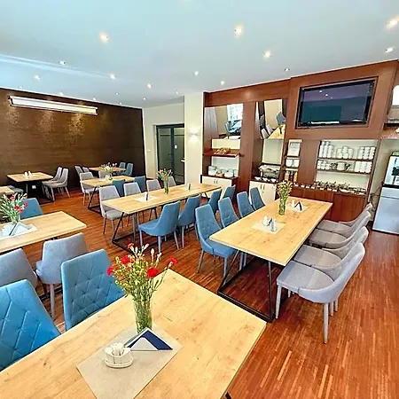 Boutique Hotel's I Milionowa 3*