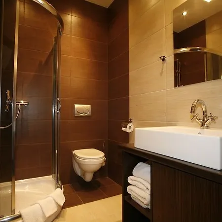Boutique Hotel's I Milionowa Λοτζ