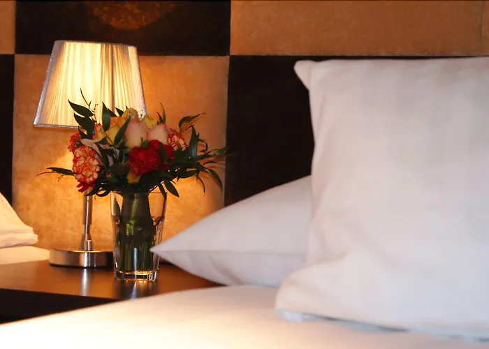 Boutique Hotel's I Milionowa Апарт-готель Лодзь